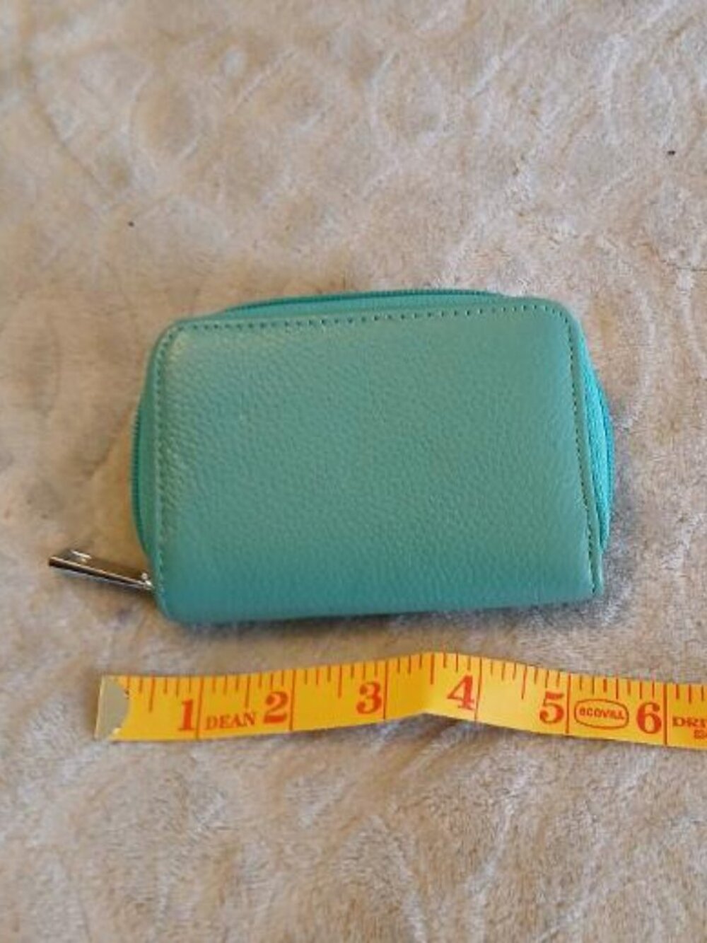 teal leather card/picture holder with zipper closure